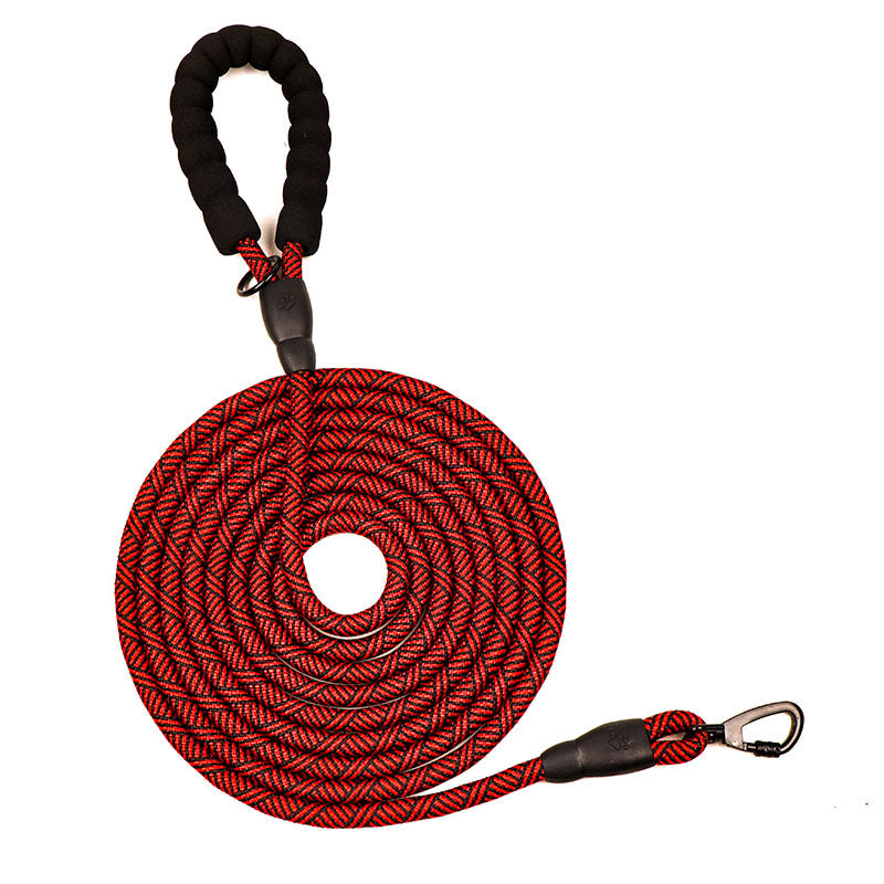 Laisse longue rouge de 4,5 m avec poignée noire et mousqueton