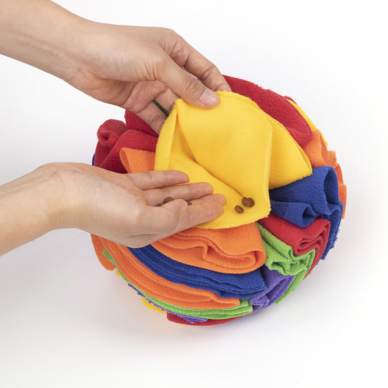 Démonstration des poches de la balle de fouille multicolore